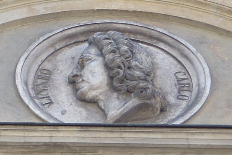 Carl Linnaeus bas-relief, Old Ospedale Maggiore, Vercelli, Italy - 02.JPG